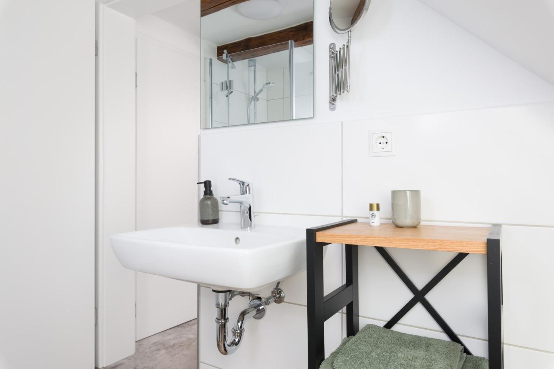 Hotel Zur Traube Uffenheim Bagian luar foto