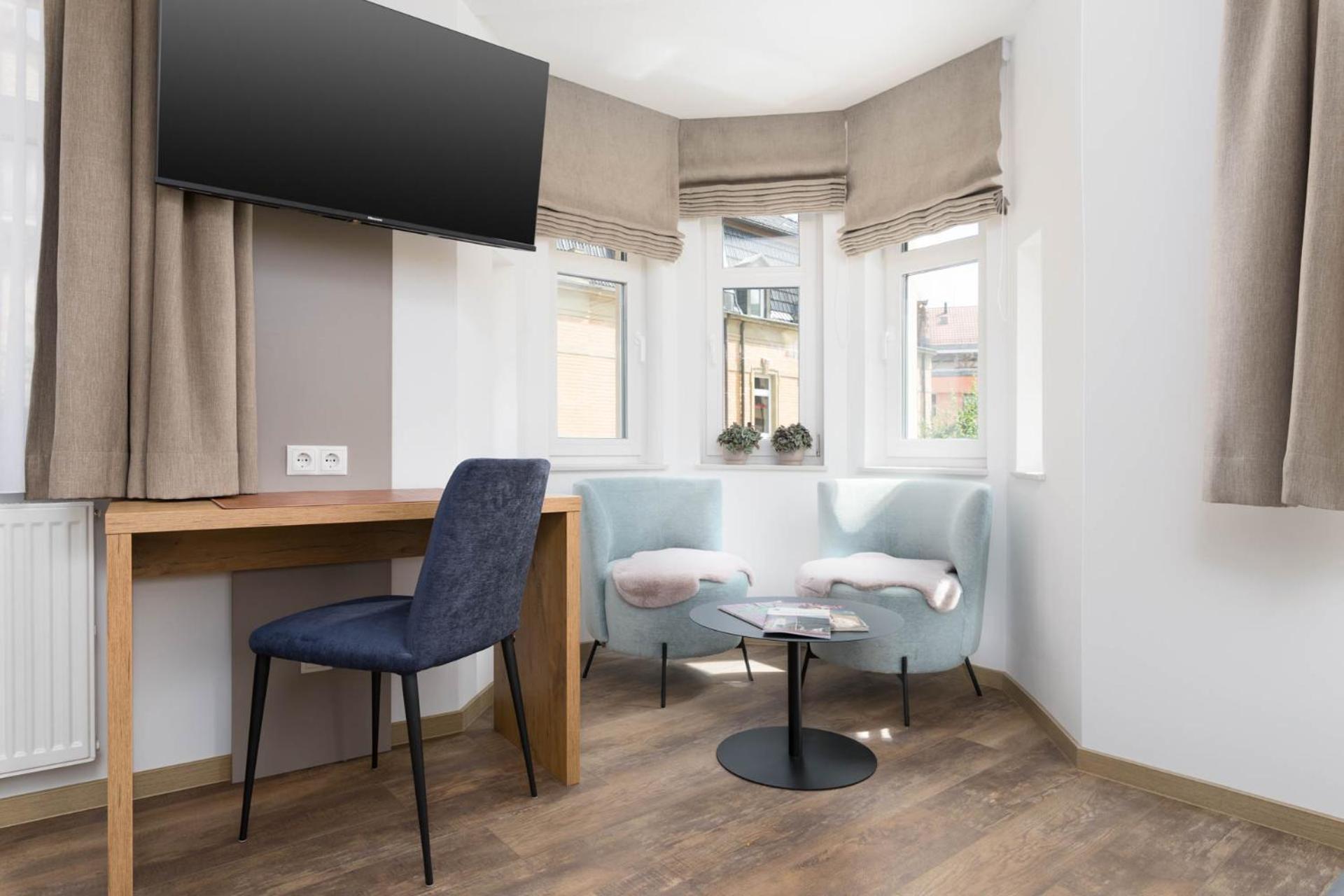 Hotel Zur Traube Uffenheim Bagian luar foto